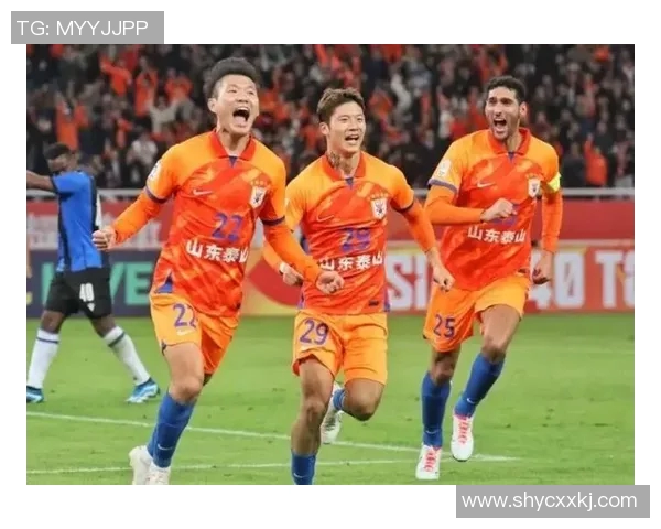 亚冠激战鲁能对阵恒大争夺小组出线权全力以赴展现球队实力 亚冠激战鲁能对阵恒大争夺小组出线权全力以赴展现球队实力