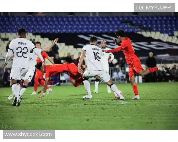 2004年国足与皇马的经典对决回顾与启示 2004年国足与皇马的经典对决回顾与启示