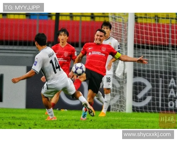 江原队迎战仁川联队争夺联赛关键三分的激烈对决