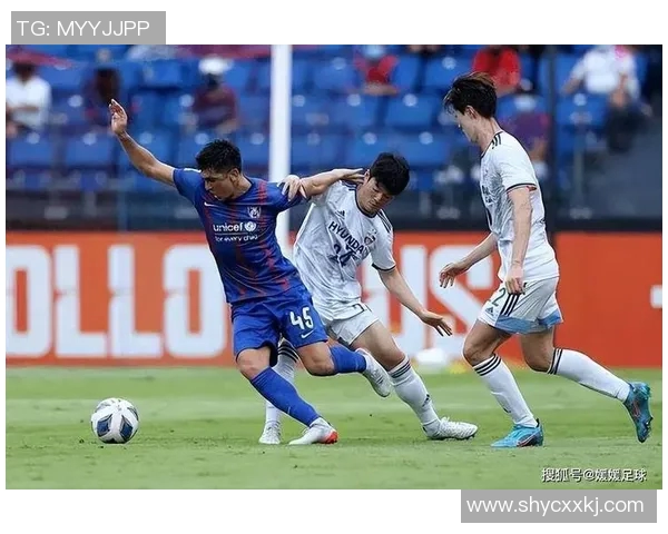 水原三星与神秘对手的激烈较量揭示足球战术的深层次博弈 水原三星与神秘对手的激烈较量揭示足球战术的深层次博弈