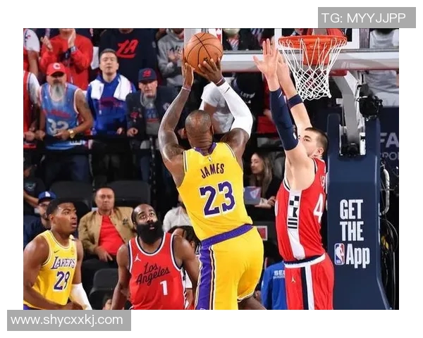 湖人对决快船未来高清赛事展望与精彩瞬间回顾 湖人对决快船未来高清赛事展望与精彩瞬间回顾